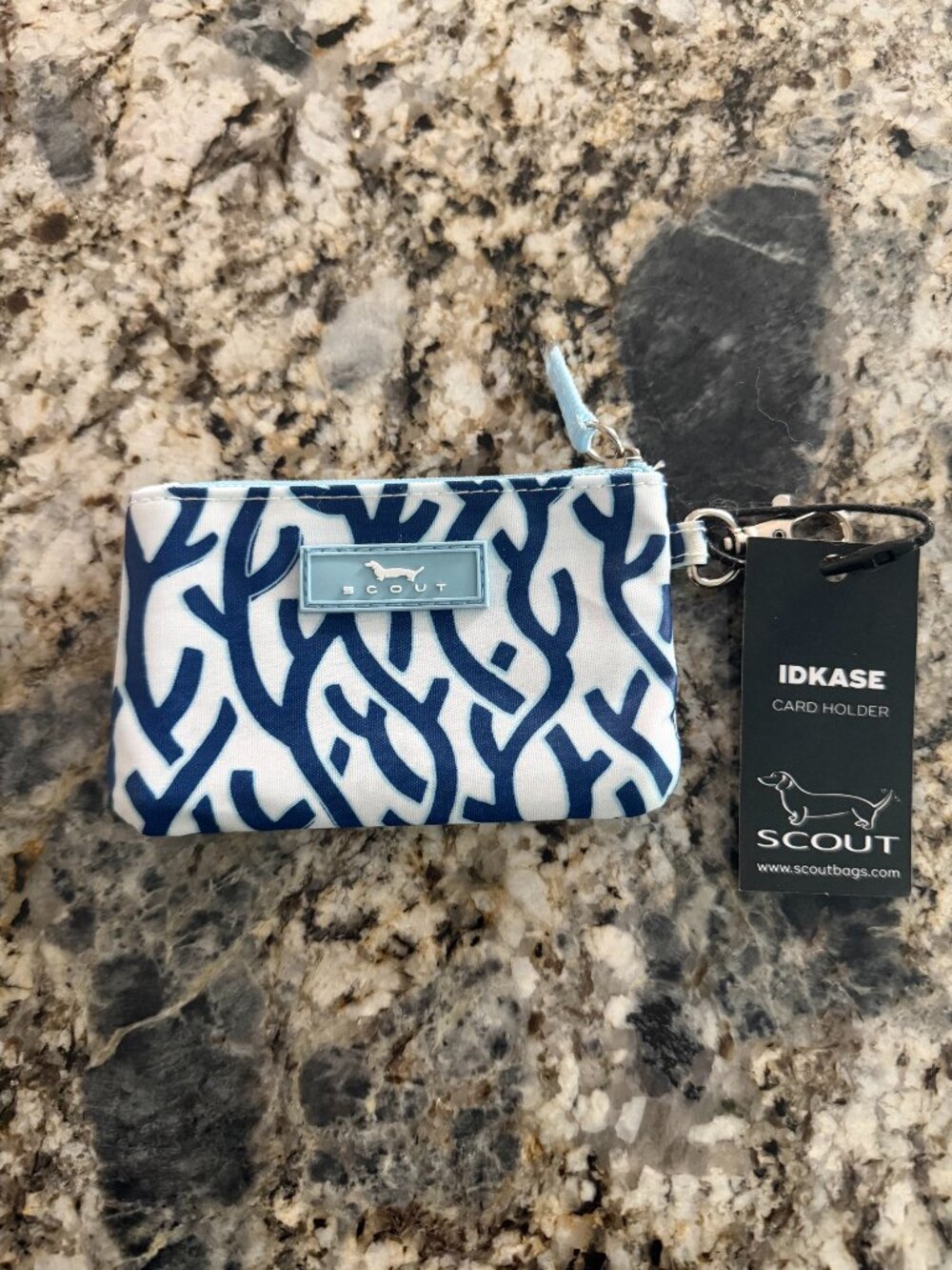 NWT Scout IDKASE Card Holder Cays of our Lives